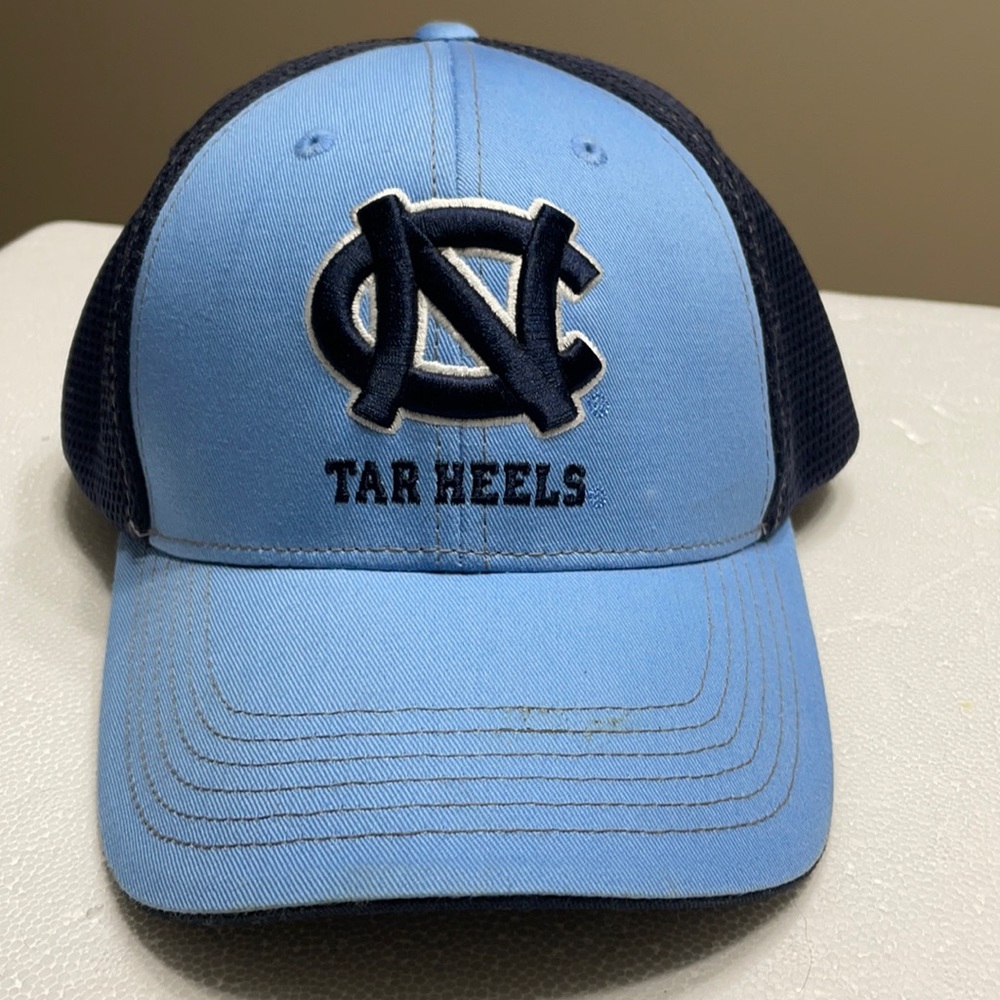 Men’s Snap Back NC Hat